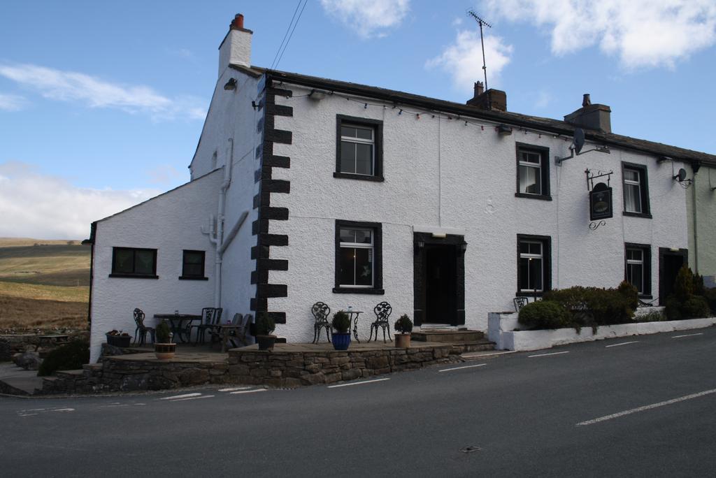 The Moorcock Inn Hawes Exterior photo